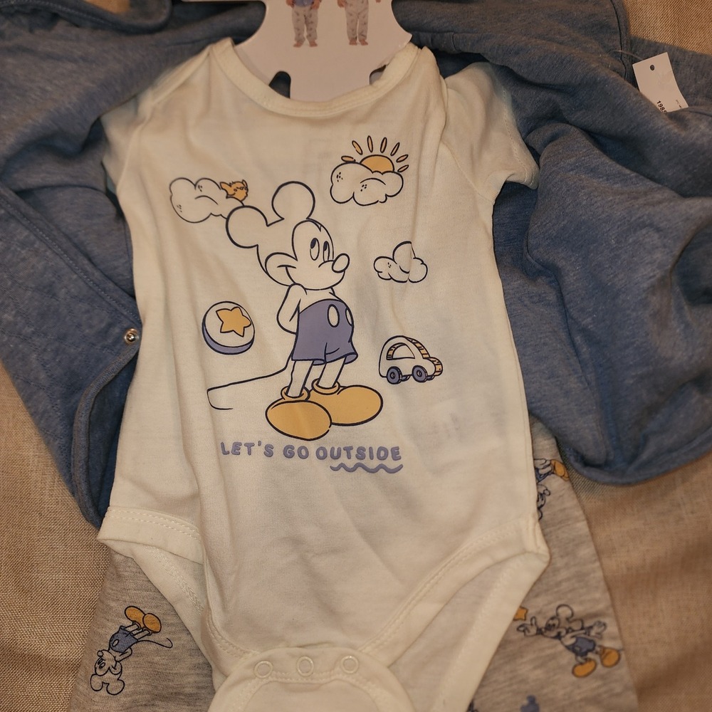 Disney Baby Mickey Mouse 3-Piece Outfit Set Hoodie‎ Joggers Bodysuit 12M NWT - Picture 3 of 7